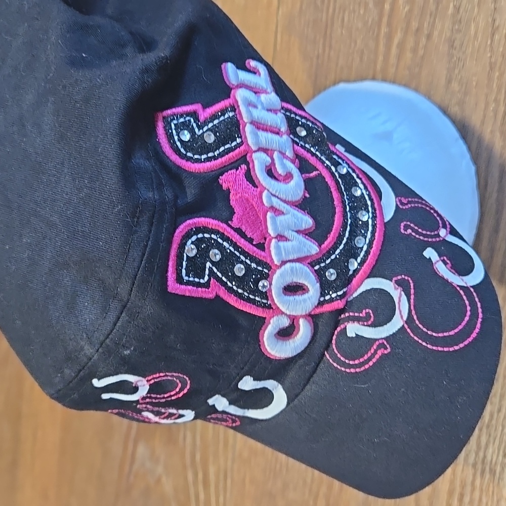 NWT PIT BULL HEADWEAR COWGIRL BLING DESIGN.   #7227